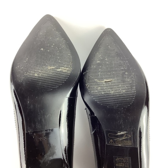 REISS TWO TONES BLACK PATENT AND NAVY PUMPS - Picture 9 of 11